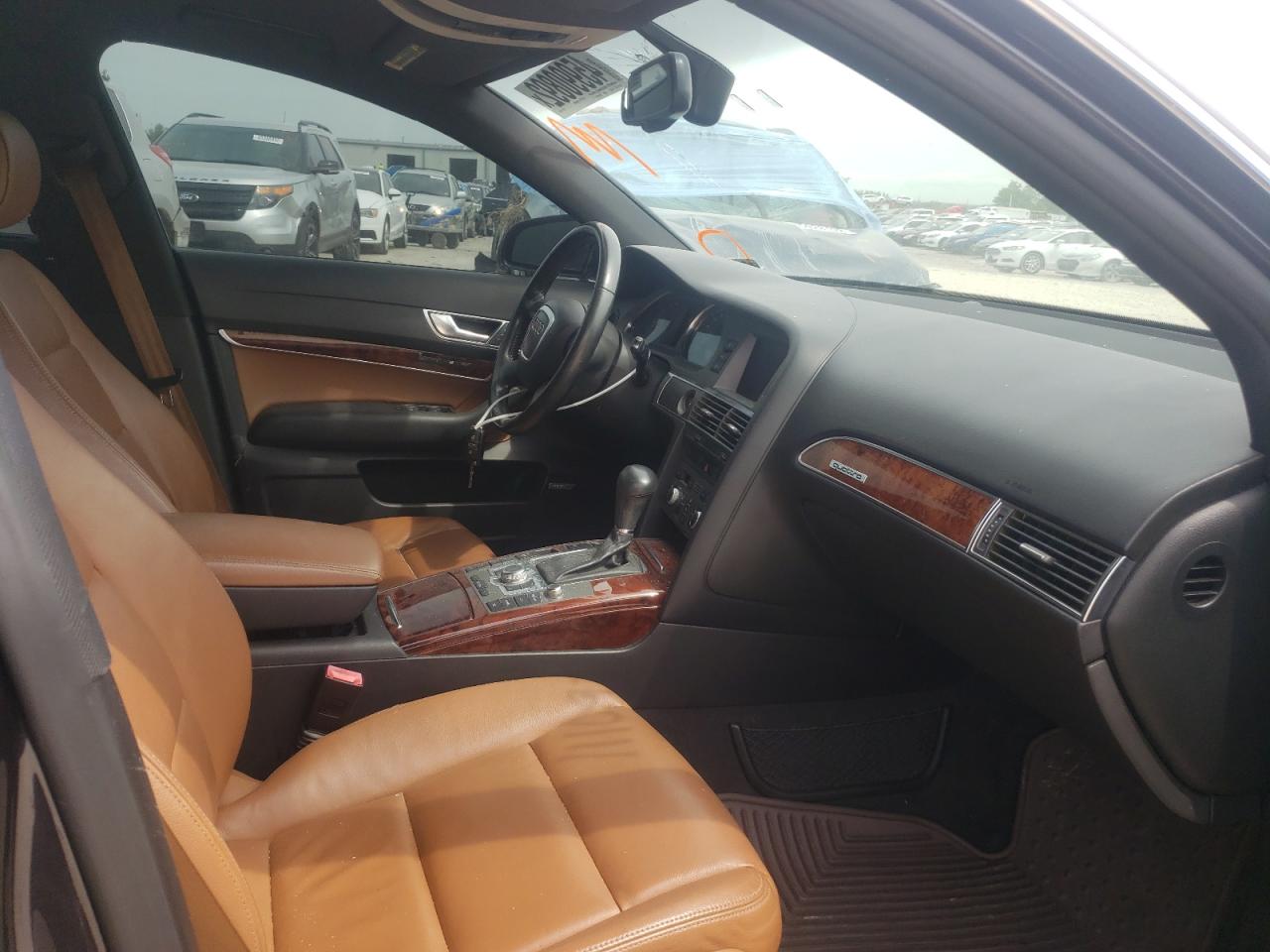 Photo 5 from auction – 2005 AUDI A6 3.2 QUA with VIN WAUDG74F05N111093