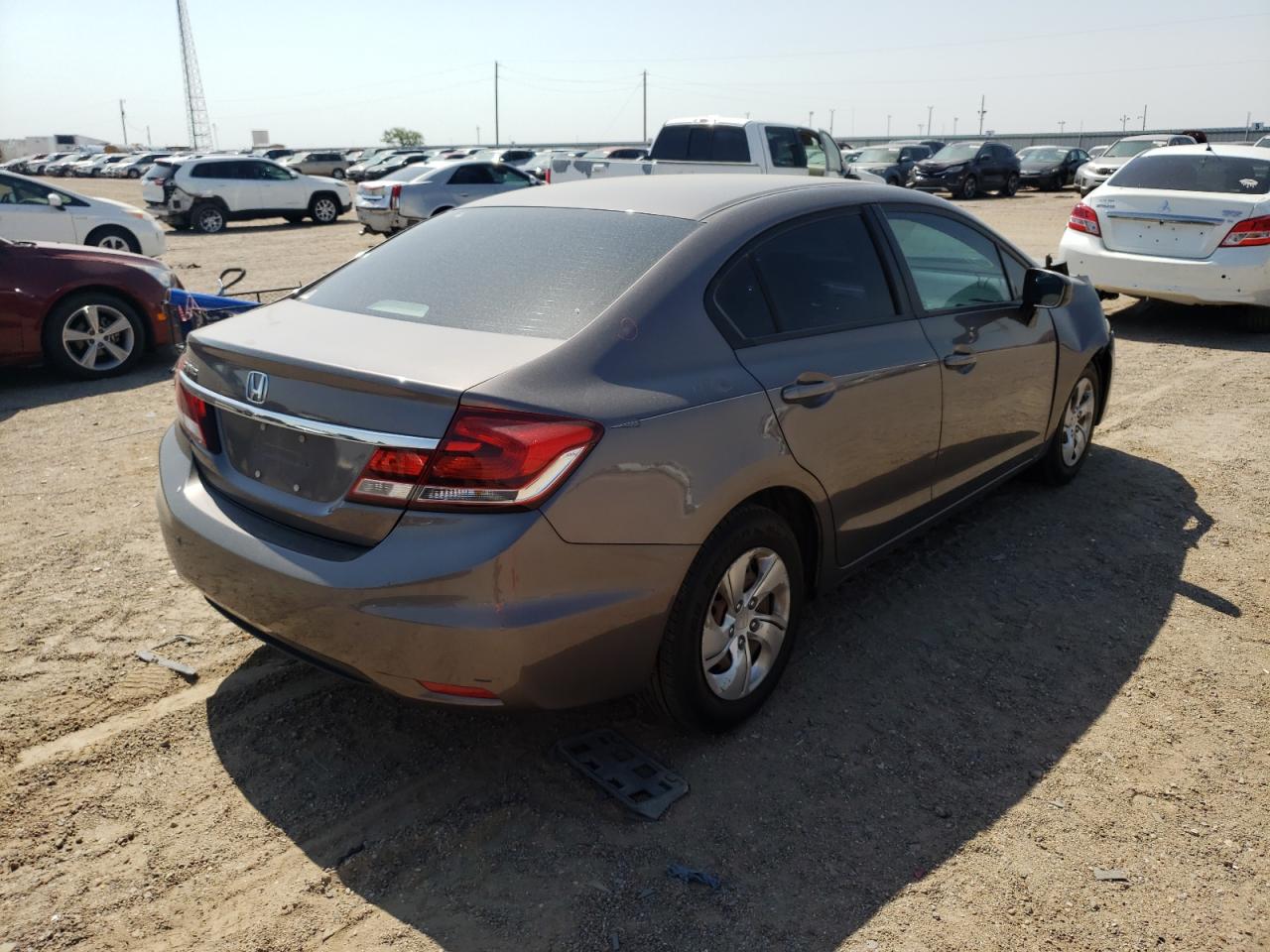 Photo 4 from auction – 2014 HONDA CIVIC LX with VIN 19XFB2F50EE068736