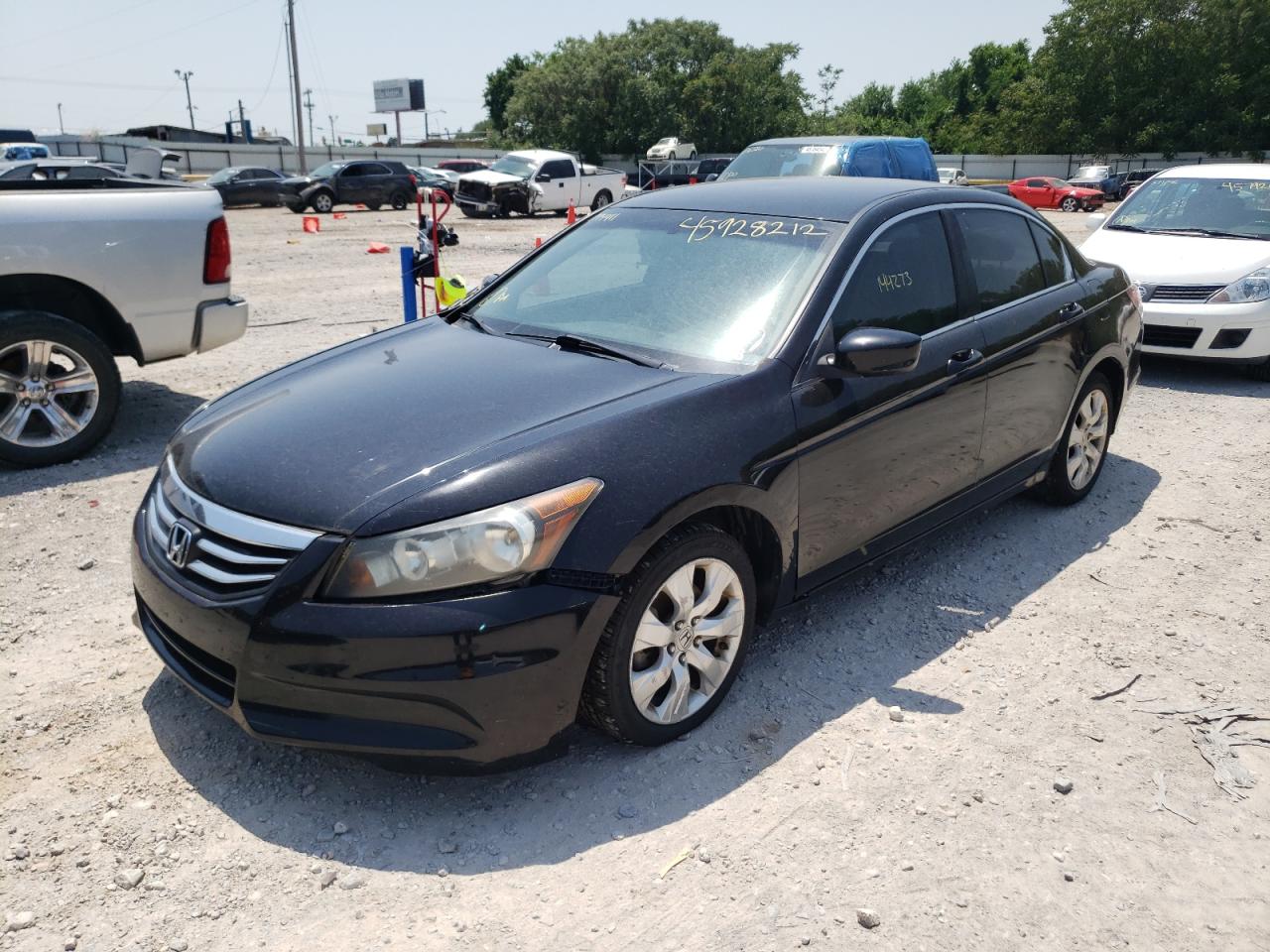 Photo 2 from auction – 2011 HONDA ACCORD LX with VIN 1HGCP2F3XBA094411