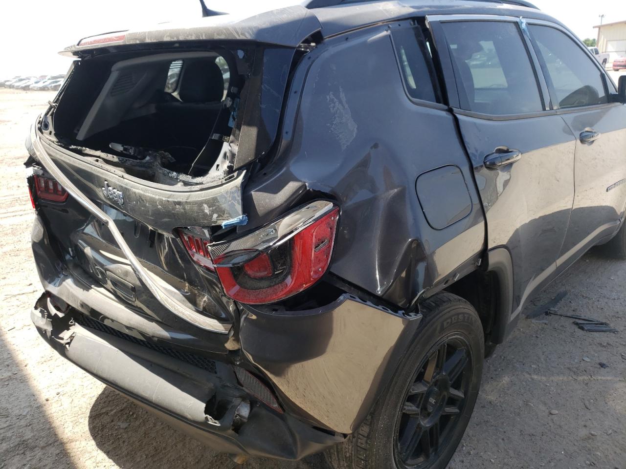 Photo 9 from auction – 2018 JEEP COMPASS LA with VIN 3C4NJCBBXJT466574