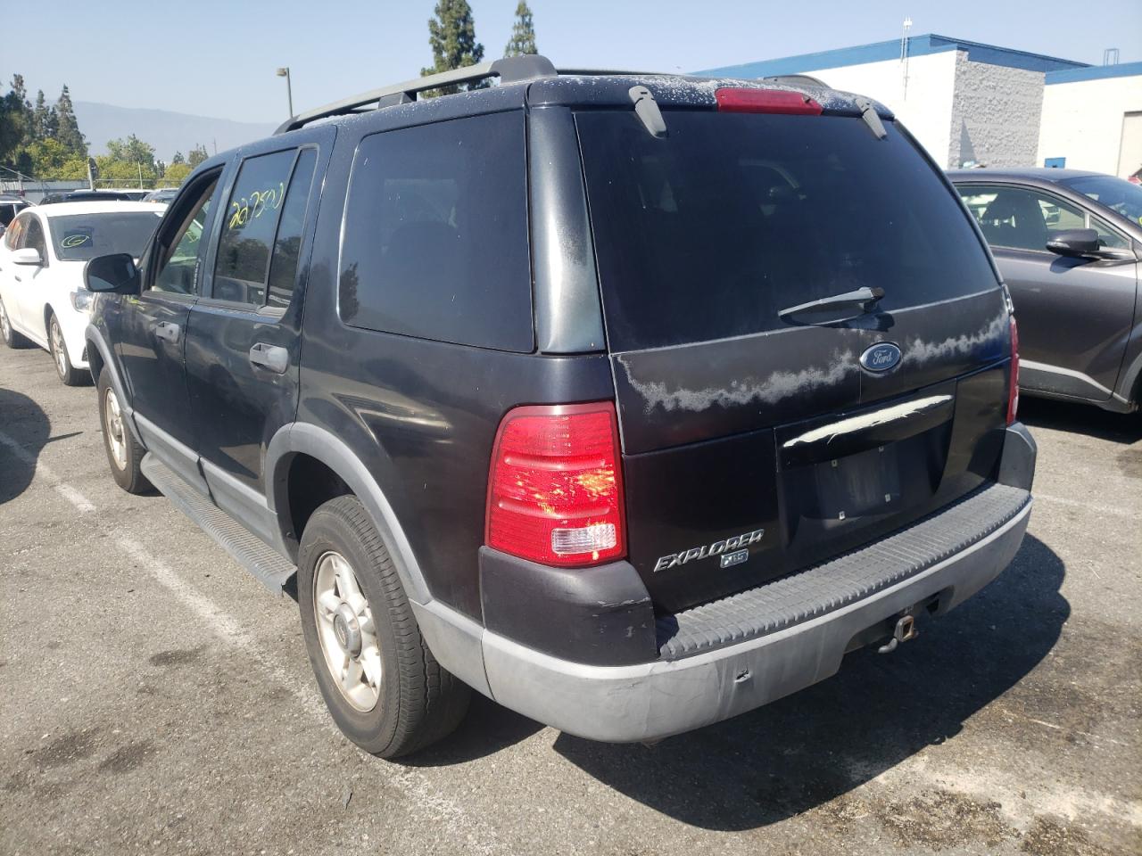 Photo 3 from auction – 2003 FORD EXPLORER X with VIN 1FMZU63K53ZB02479