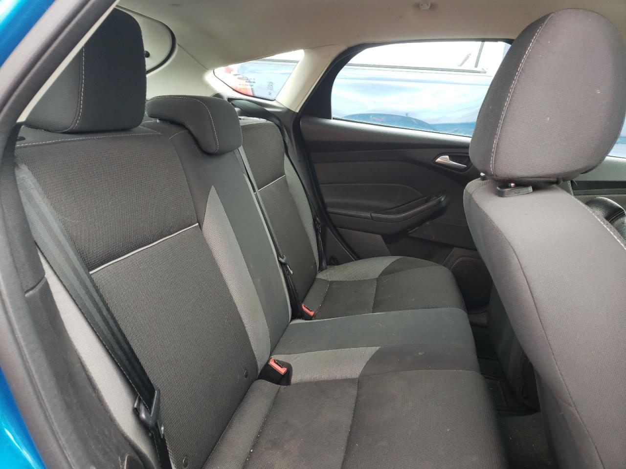 Photo 6 from auction – 2014 FORD FOCUS SE with VIN 1FADP3K23EL372084