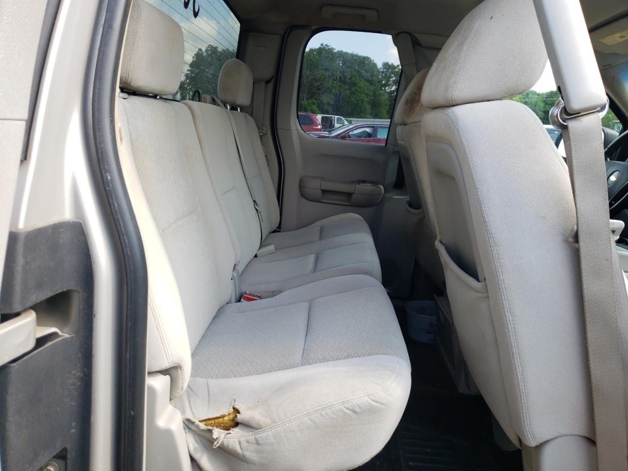 Photo 6 from auction – 2008 CHEVROLET SILVRDO LT with VIN 1GCEC19J88Z255369