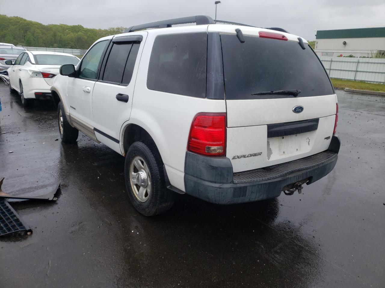 Photo 3 from auction – 2005 FORD EXPLORER X with VIN 1FMZU72E95ZA42419