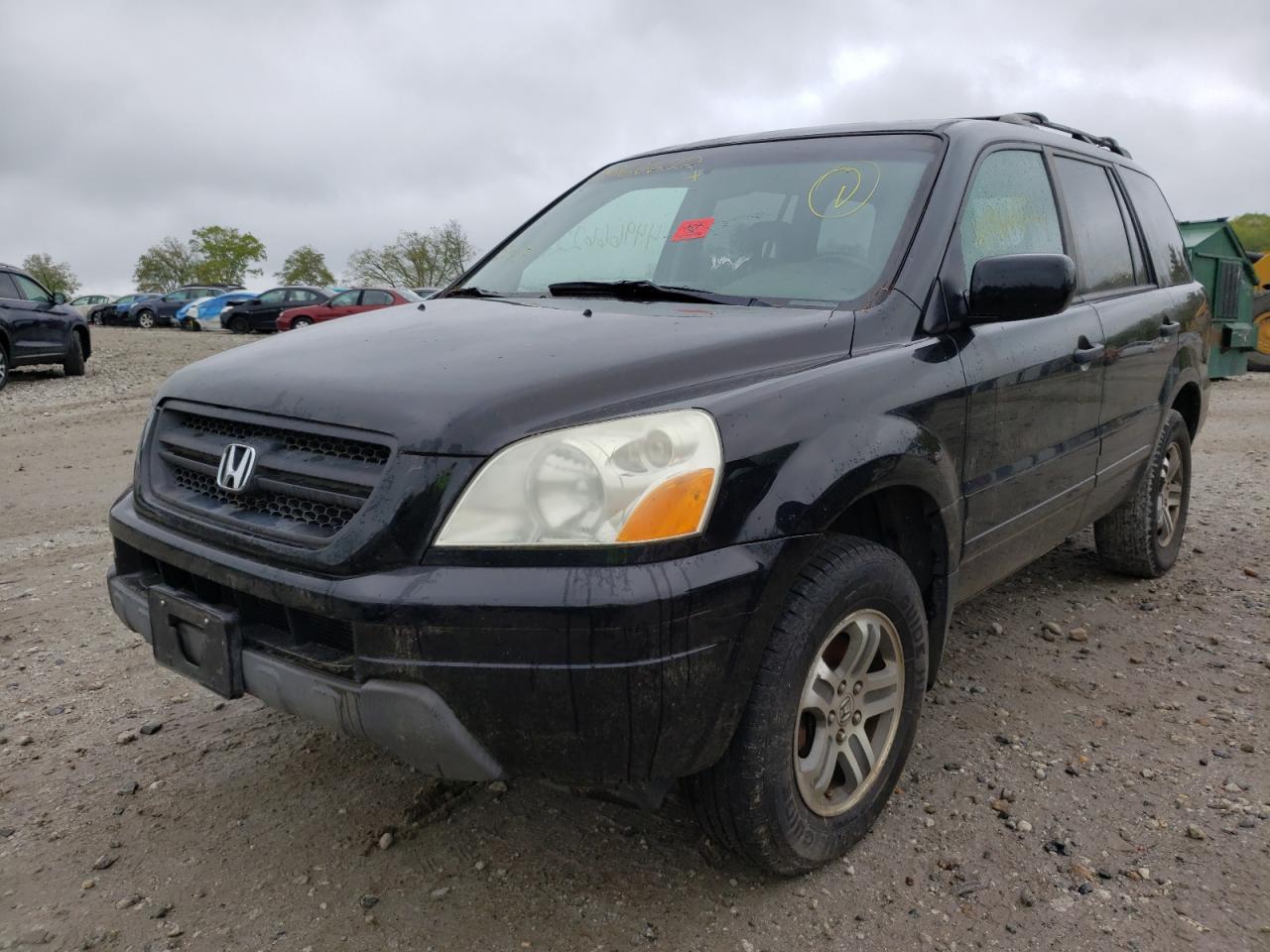 Photo 2 from auction – 2004 HONDA PILOT EXL with VIN 2HKYF18534H547652