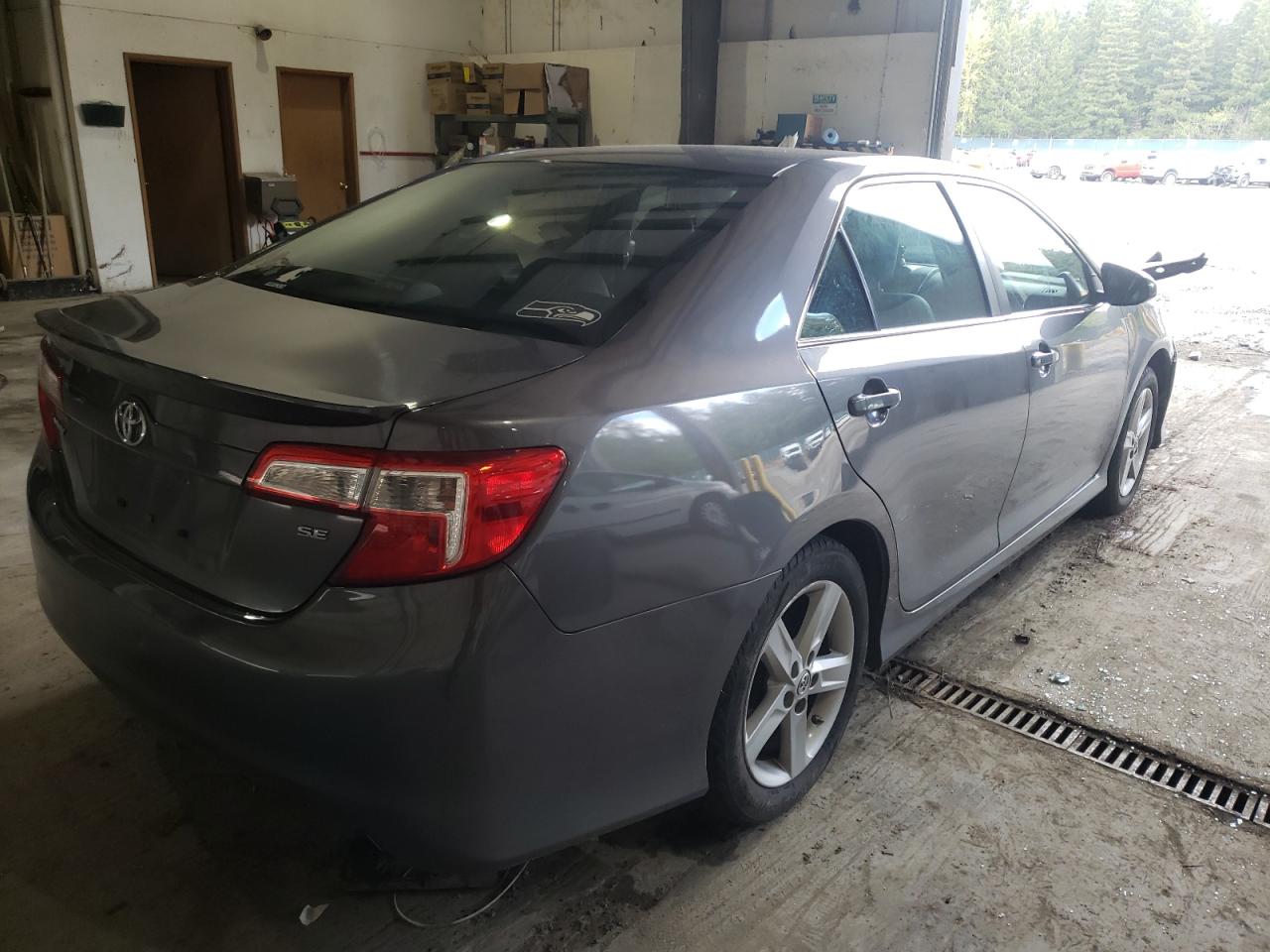 Photo 4 from auction – 2014 TOYOTA CAMRY L with VIN 4T1BF1FK1EU365224