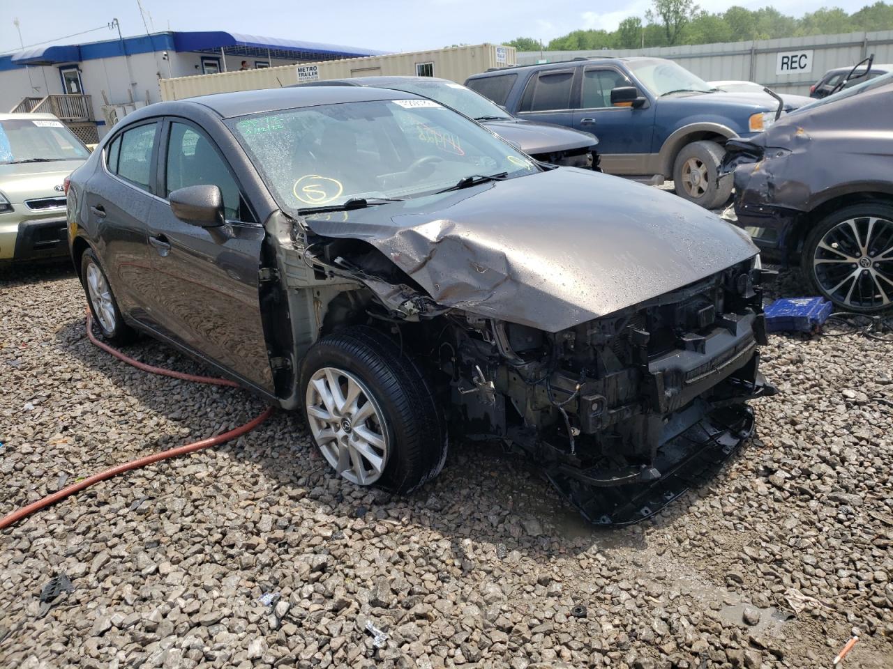 MAZDA 3 SPORT 2016 with VIN 3MZBM1U71GM281109 - Photo from auction