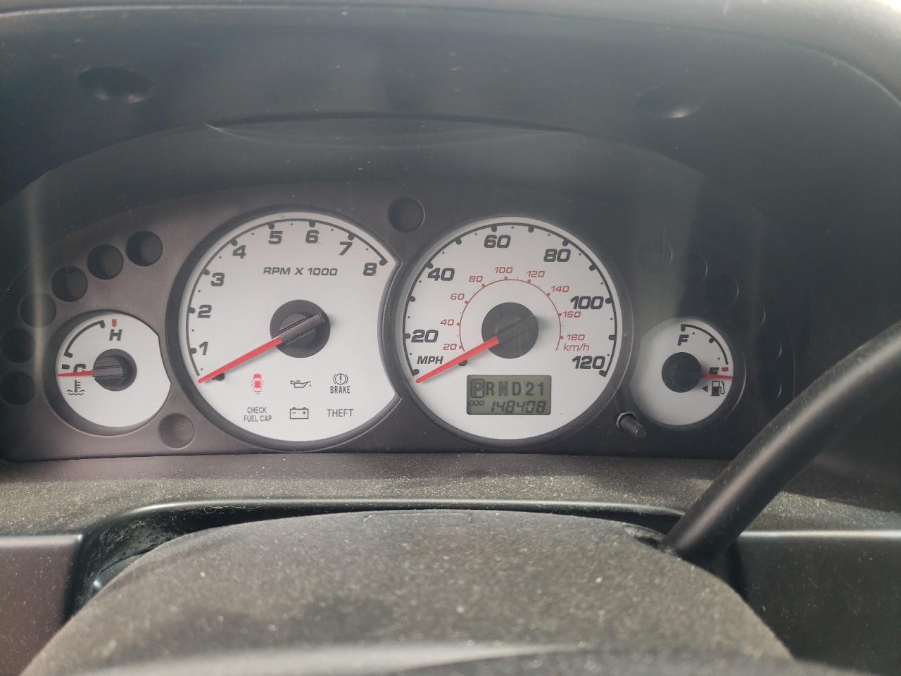 Photo 8 from auction – 2002 FORD ESCAPE XLT with VIN 1FMCU04132KA38460