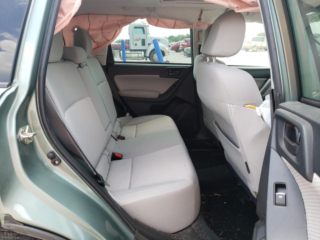 Photo 6 from auction – 2018 SUBARU FORESTER 2 with VIN JF2SJAEC0JH416598
