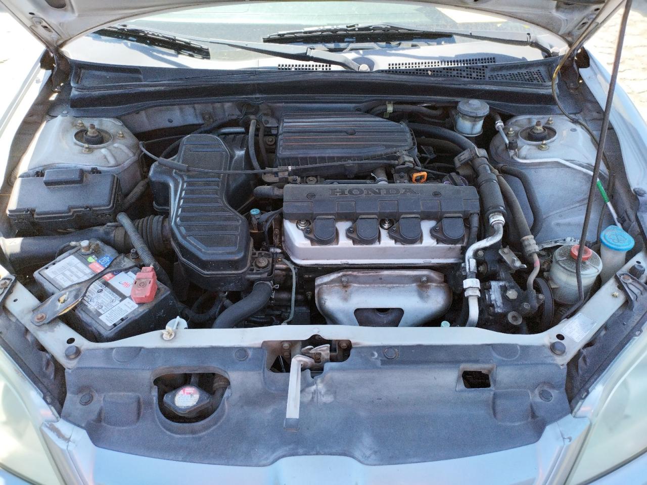 Photo 7 from auction – 2005 HONDA CIVIC with VIN 2HGES16355H573505