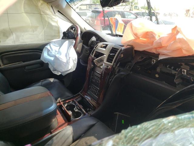 Photo 5 from auction – 2011 CADILLAC ESCALADE E with VIN 3GYT4MEF6BG142111