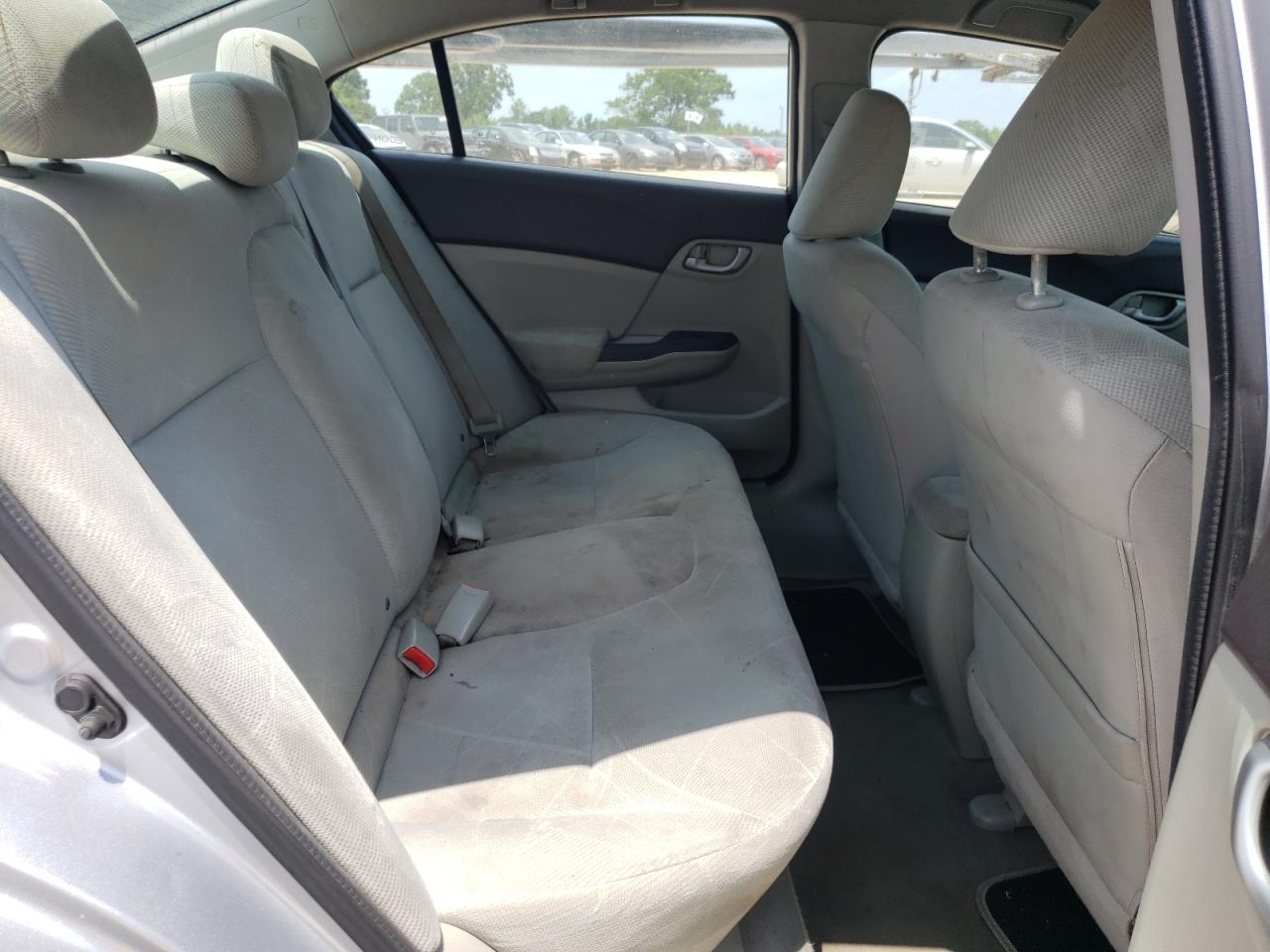 Photo 6 from auction – 2012 HONDA CIVIC LX with VIN 19XFB2F55CE062296