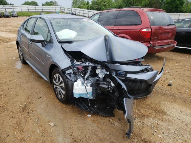 TOYOTA COROLLA LE 2021 with VIN JTDEAMDE8MJ002627 - Photo from auction