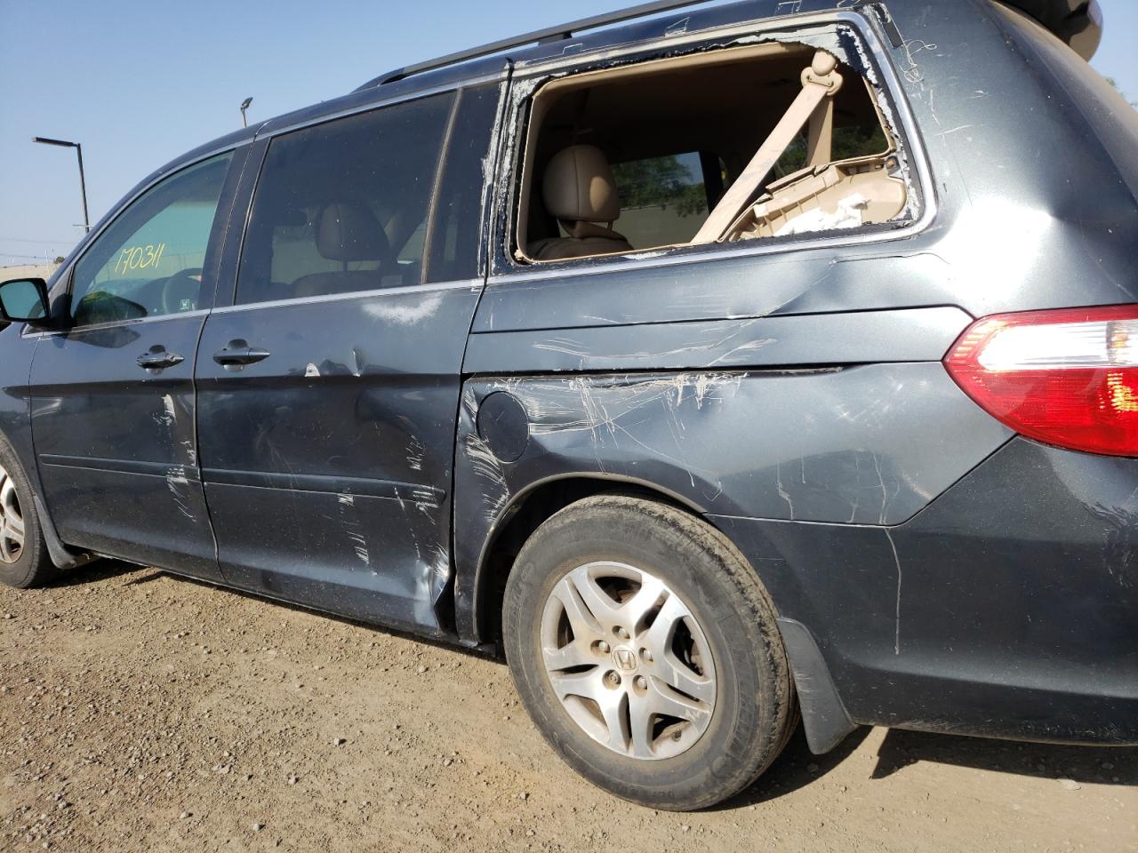 Photo 9 from auction – 2005 HONDA ODYSSEY EX with VIN 5FNRL38795B093045