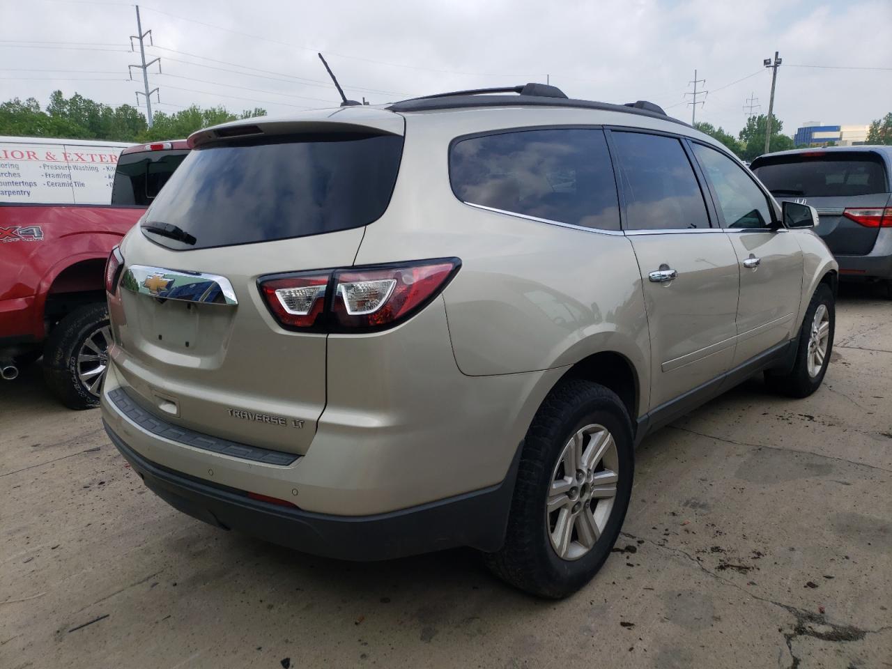 Photo 4 from auction – 2013 CHEVROLET TRAVERSE L with VIN 1GNKRGKDXDJ105966