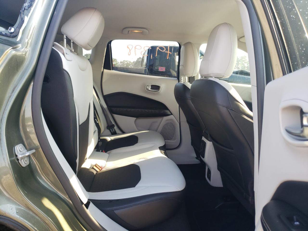 Photo 6 from auction – 2017 JEEP COMPASS LA with VIN 3C4NJCBB2HT668822