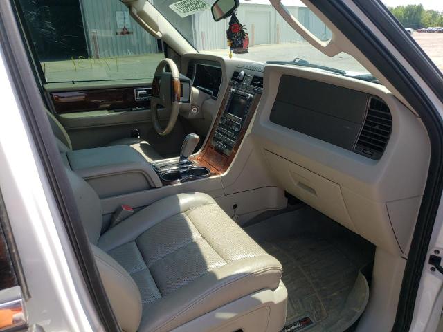 Photo 5 from auction – 2012 LINCOLN NAVIGATOR with VIN 5LMJJ2J50CEL04601