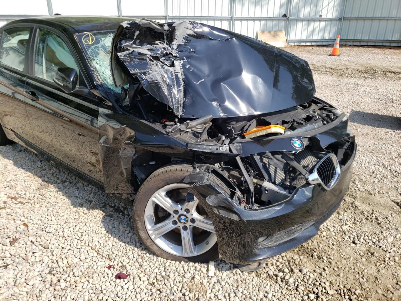 Photo 9 from auction – 2014 BMW 328 I with VIN WBA3A5G51ENP27924