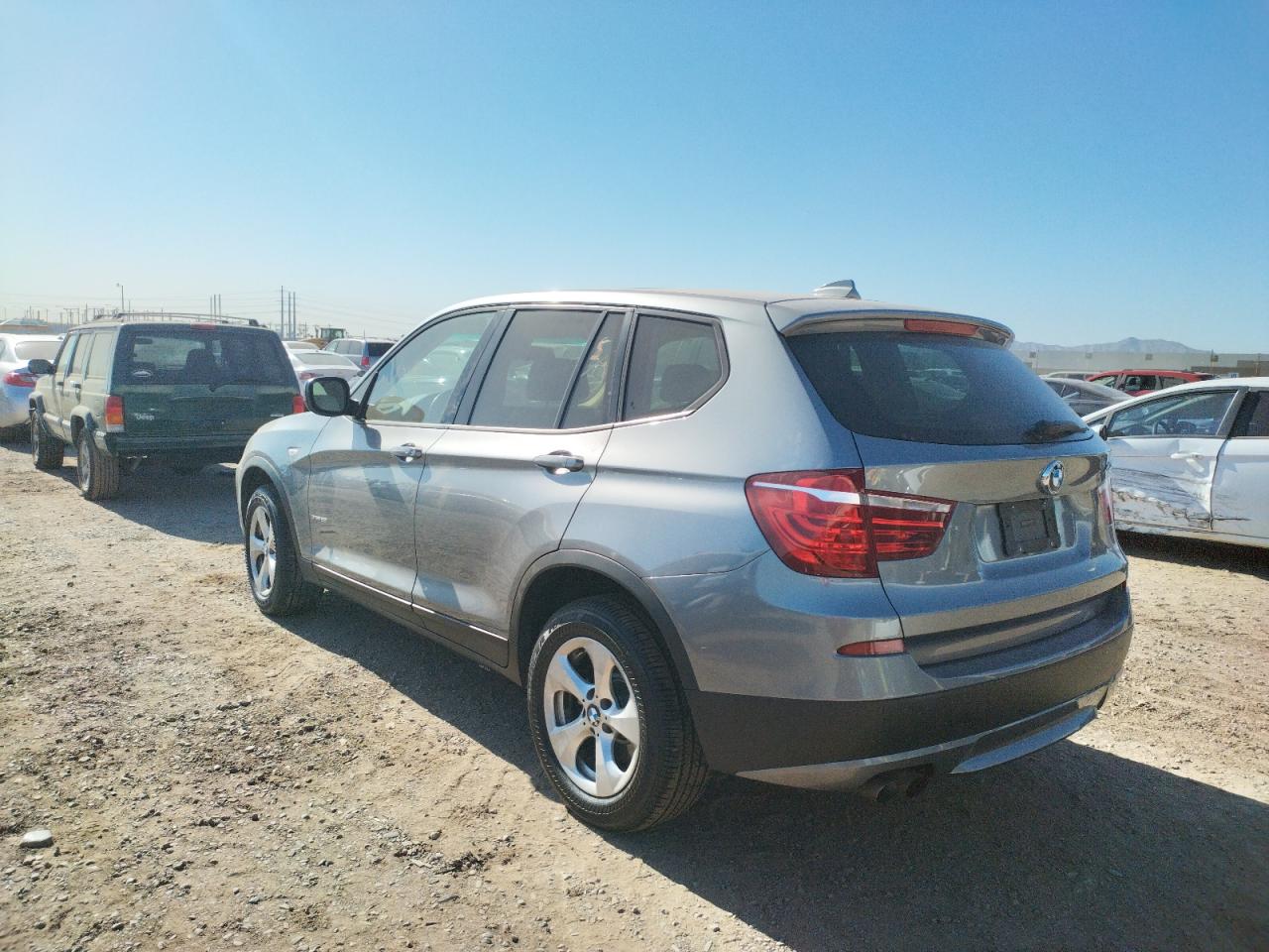 Photo 3 from auction – 2011 BMW X3 XDRIVE2 with VIN 5UXWX5C54BL703563