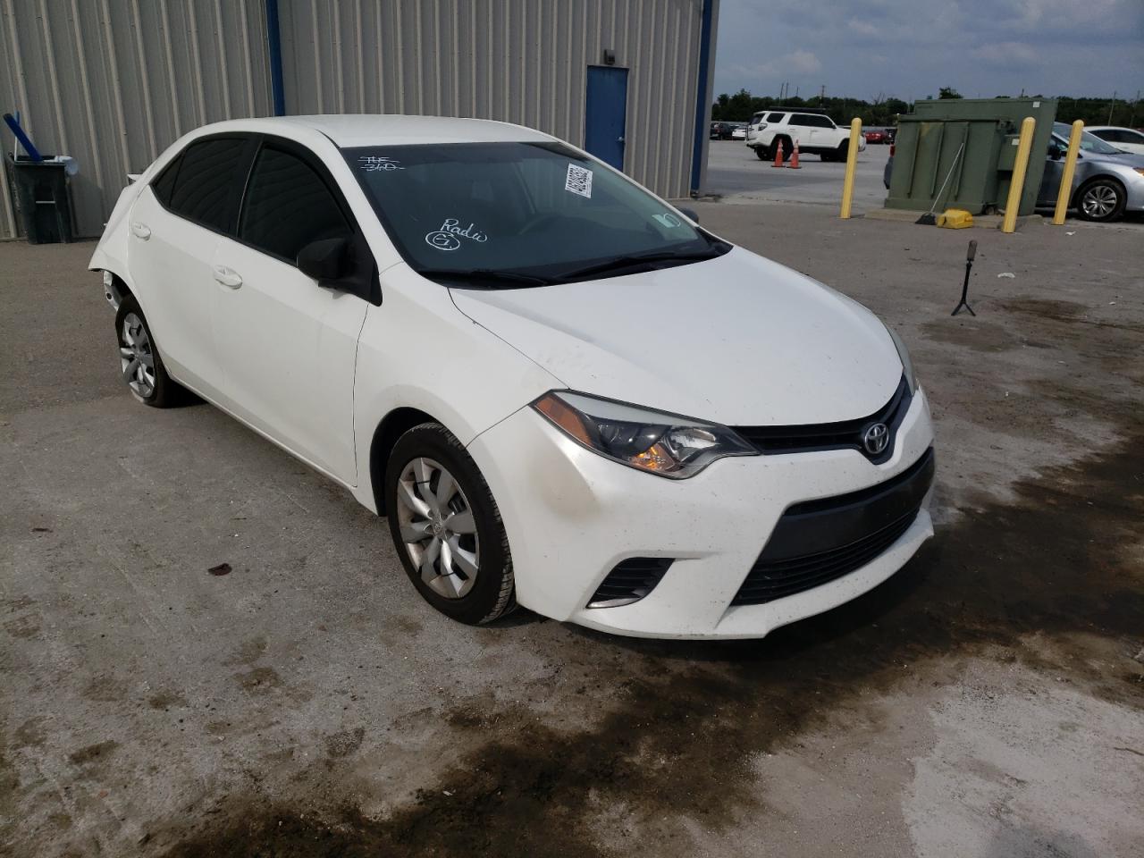 TOYOTA COROLLA L 2016 with VIN 5YFBURHE0GP435456 - Photo from auction