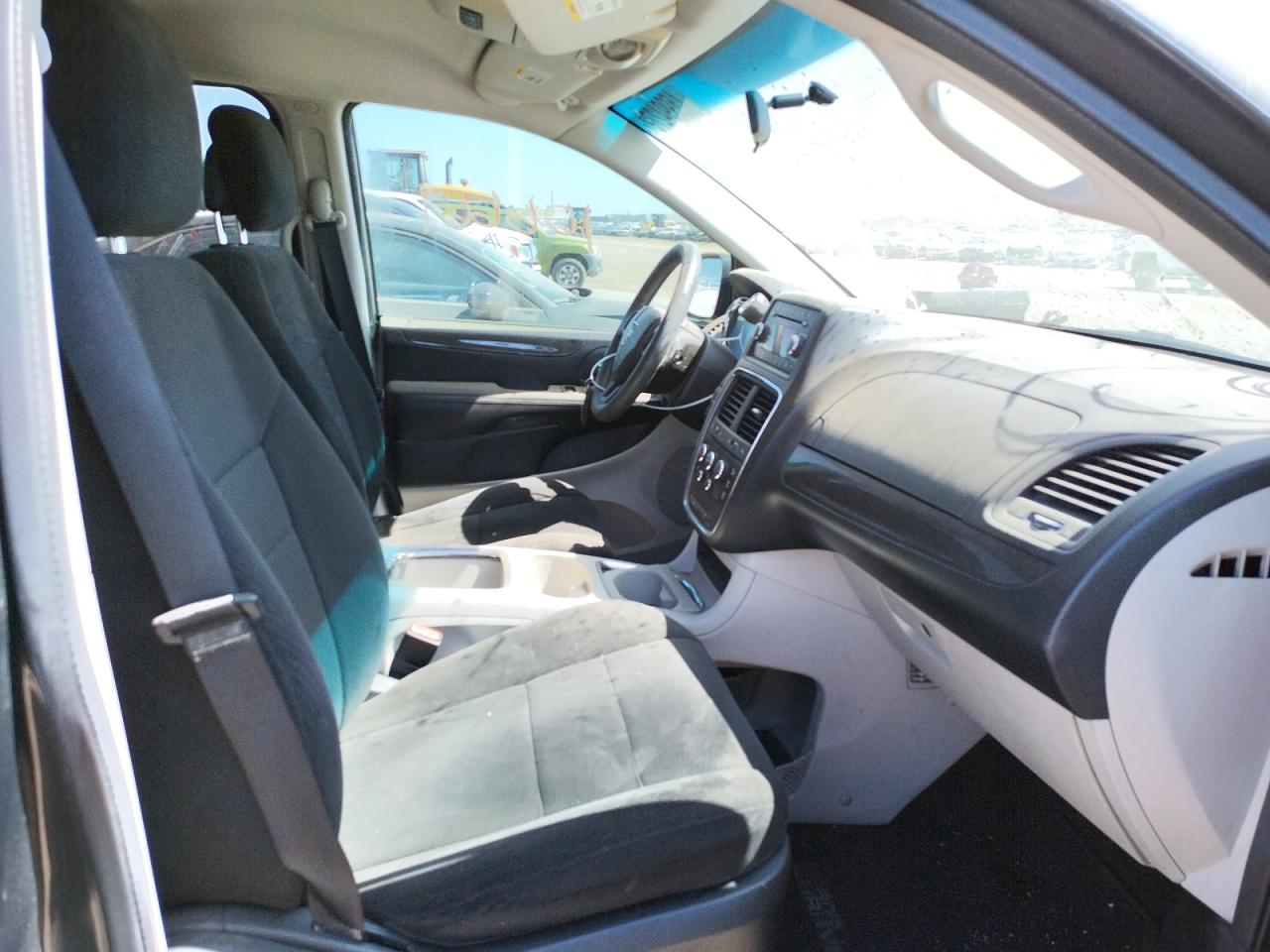 Photo 5 from auction – 2012 DODGE GRAND CARA with VIN 2C4RDGCG4CR218675