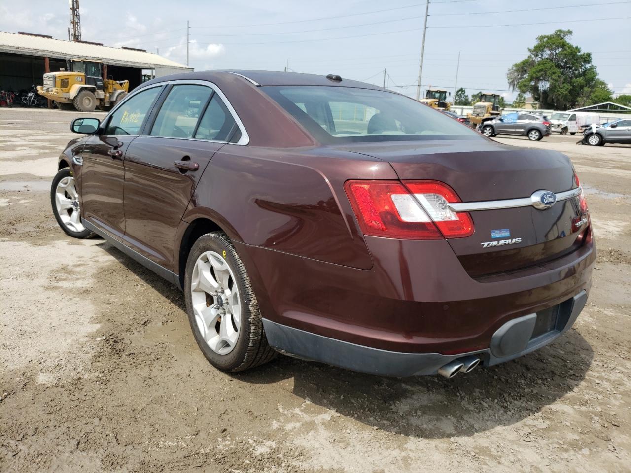 Photo 3 from auction – 2012 FORD TAURUS SEL with VIN 1FAHP2HW1CG124315