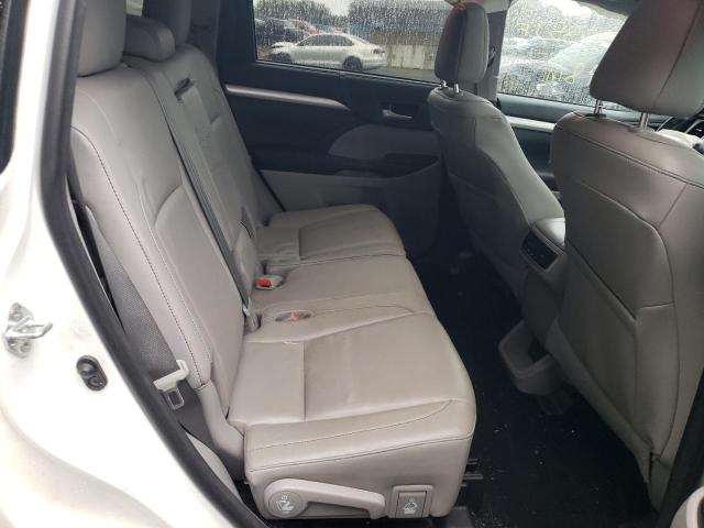 Photo 6 from auction – 2017 TOYOTA HIGHLANDER with VIN 5TDJZRFH5HS455558