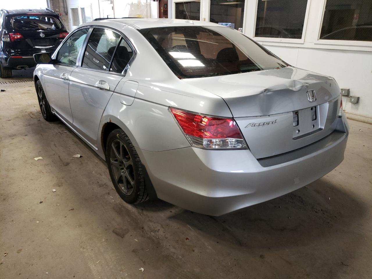 Photo 3 from auction – 2010 HONDA ACCORD EXL with VIN 1HGCP2F86AA051601