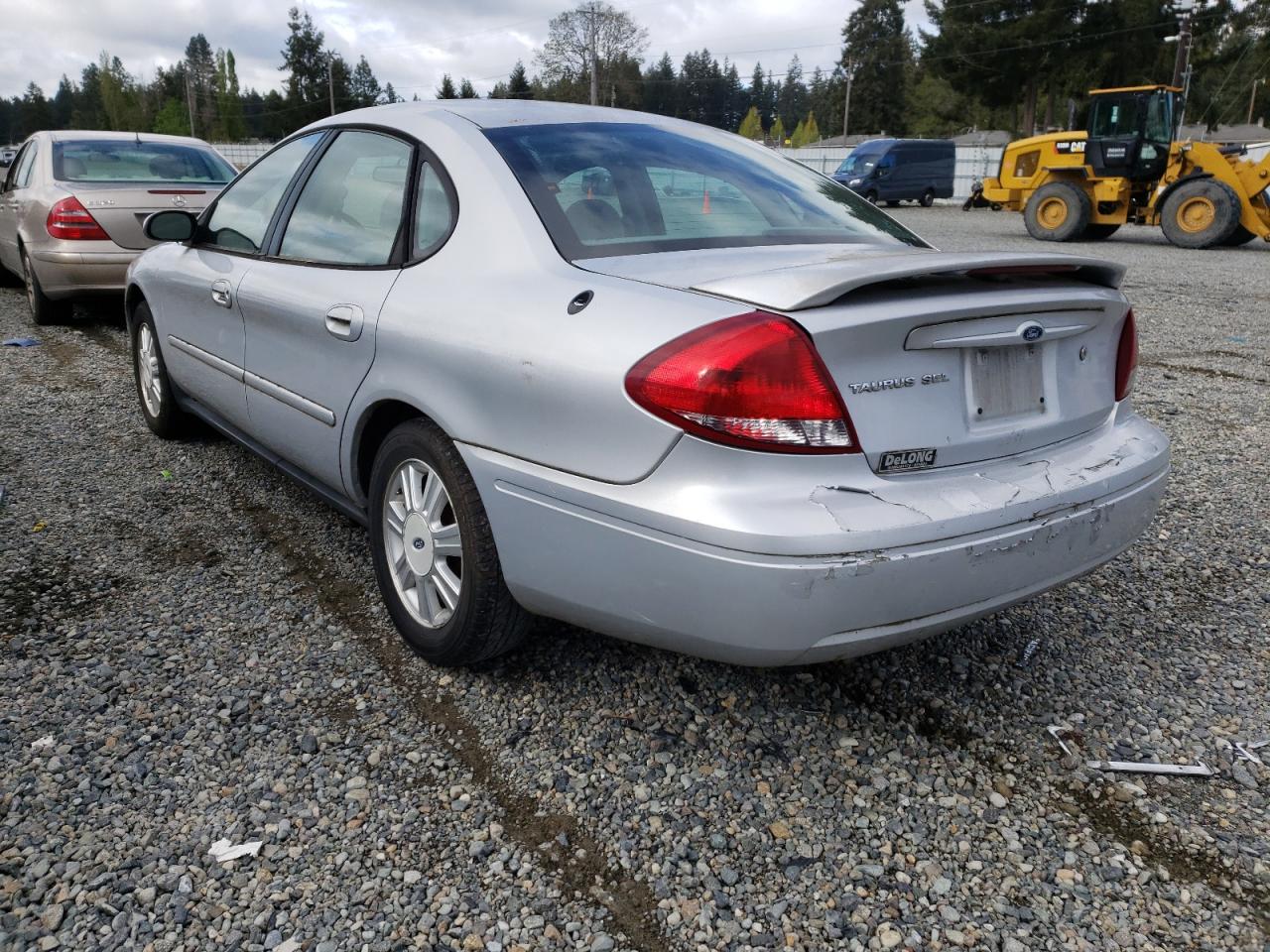 Photo 3 from auction – 2005 FORD TAURUS SEL with VIN 1FAFP56235A206688