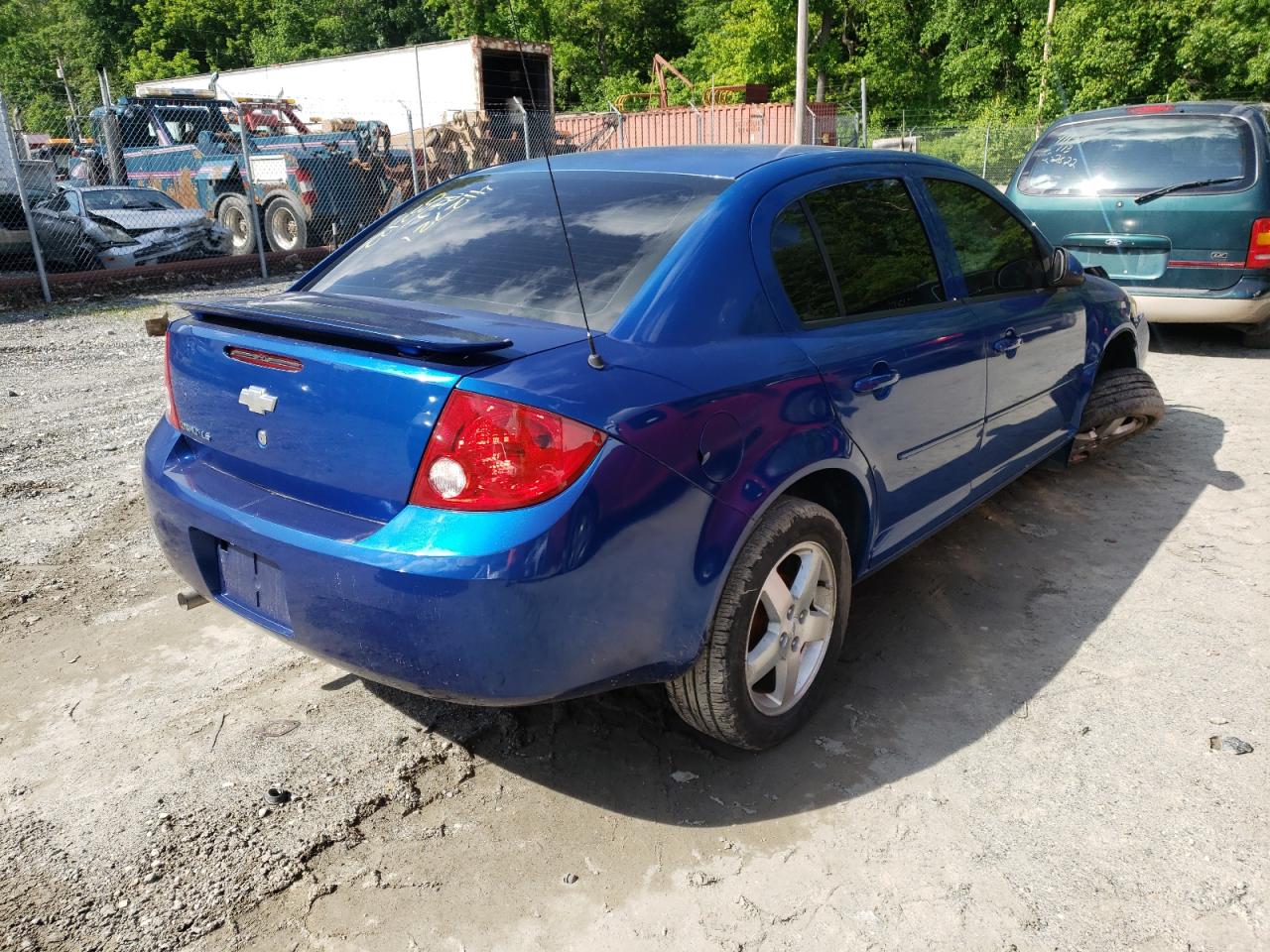 Photo 4 from auction – 2005 CHEVROLET COBALT LS with VIN 1G1AL52F857672454
