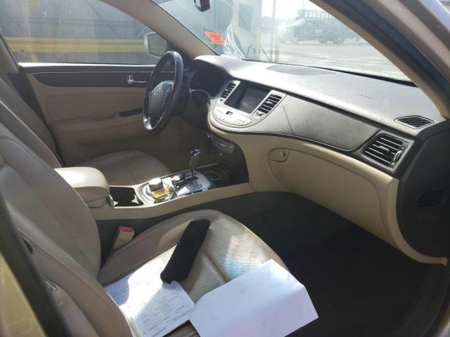 Photo 5 from auction – 2010 HYUNDAI GENESIS 4. with VIN KMHGC4DF2AU107343