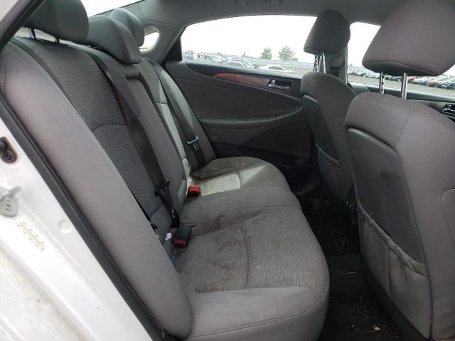 Photo 6 from auction – 2013 HYUNDAI SONATA HYB with VIN KMHEC4A47DA067292