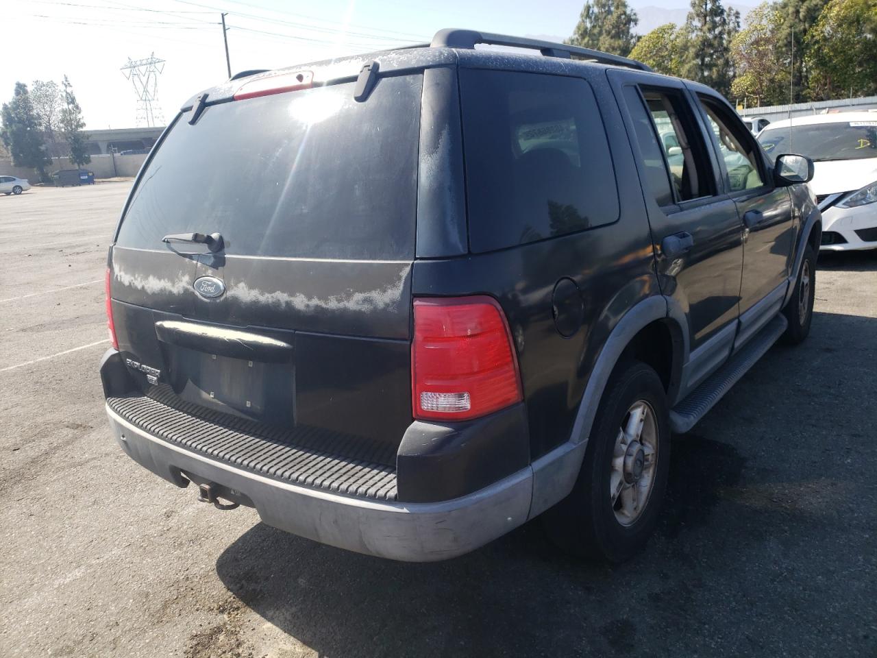 Photo 4 from auction – 2003 FORD EXPLORER X with VIN 1FMZU63K53ZB02479