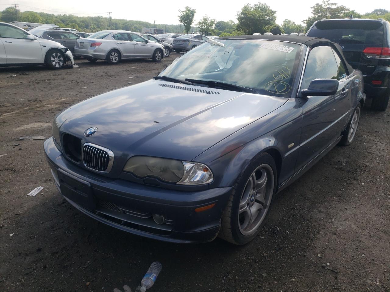 Photo 2 from auction – 2003 BMW 330 CI with VIN WBABS53463JU97033