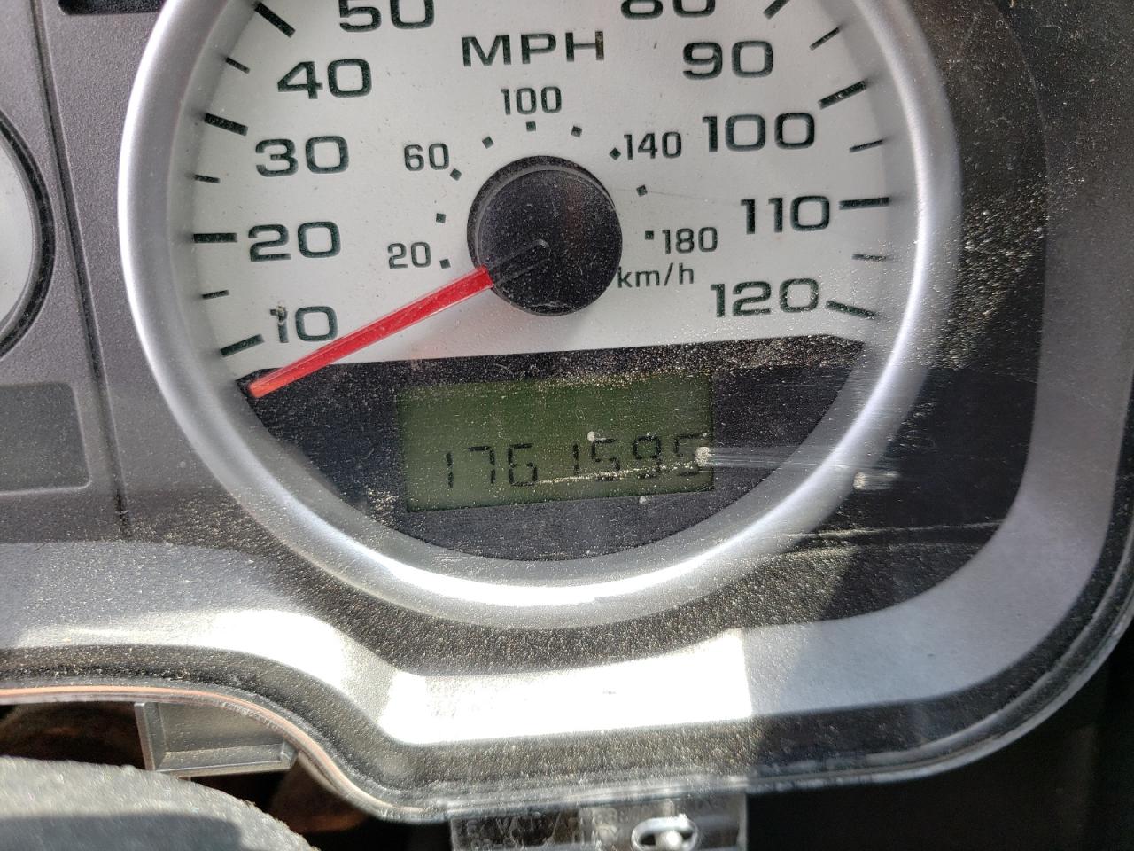 Photo 8 from auction – 2006 FORD F150 with VIN 1FTPX14V26NA85621