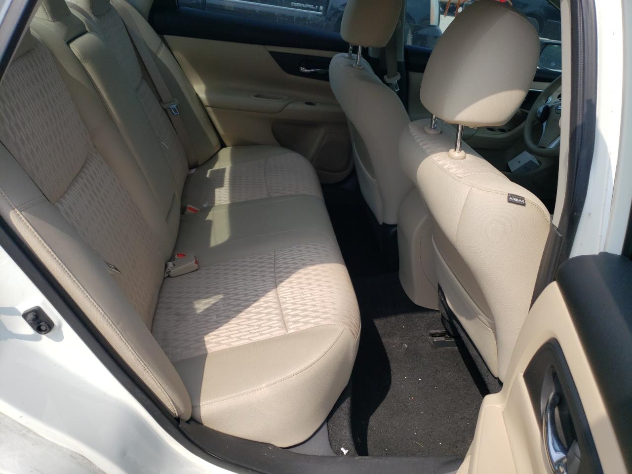 Photo 6 from auction – 2016 NISSAN ALTIMA 2.5 with VIN 1N4AL3AP2GN350466