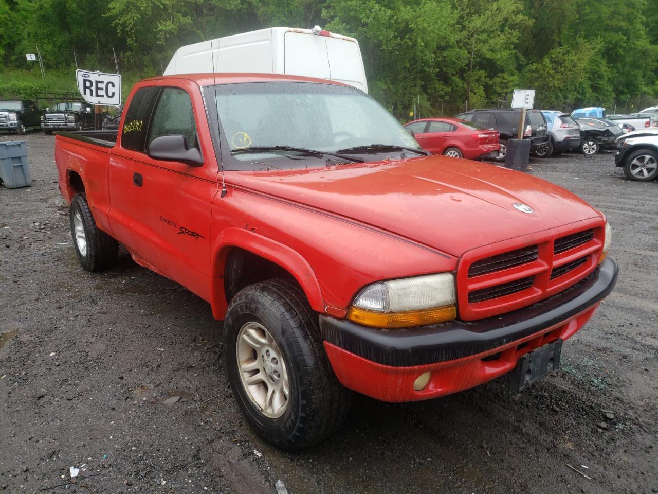 Photo 1 from auction – 2001 DODGE DAKOTA with VIN 1B7GG22X81S212537