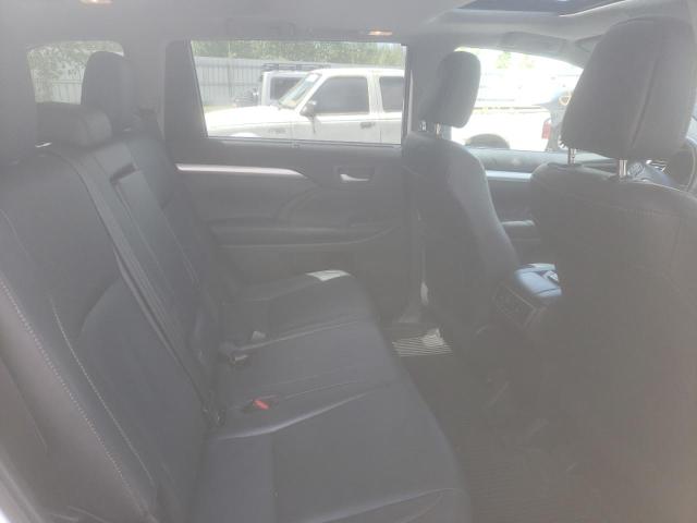 Photo 6 from auction – 2019 TOYOTA HIGHLANDER with VIN 5TDJGRFH2KS068799