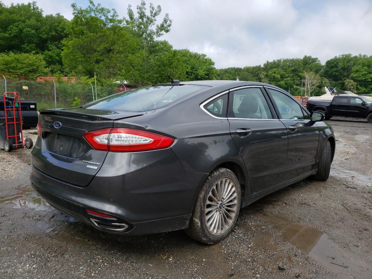 Photo 4 from auction – 2016 FORD FUSION TIT with VIN 3FA6P0K96GR390958