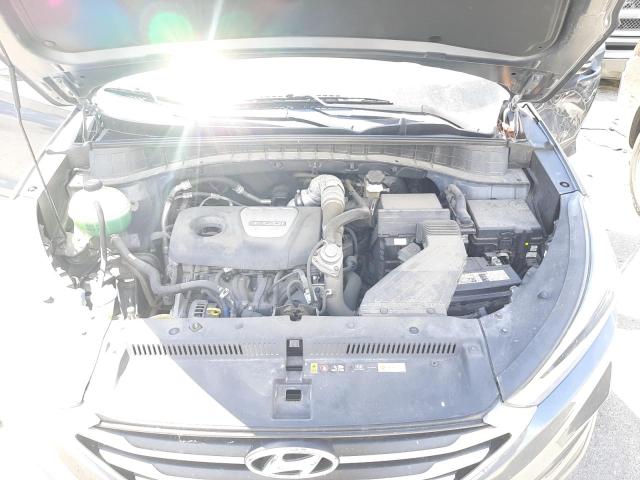 Photo 7 from auction – 2017 HYUNDAI TUCSON LIM with VIN KM8J3CA29HU364575