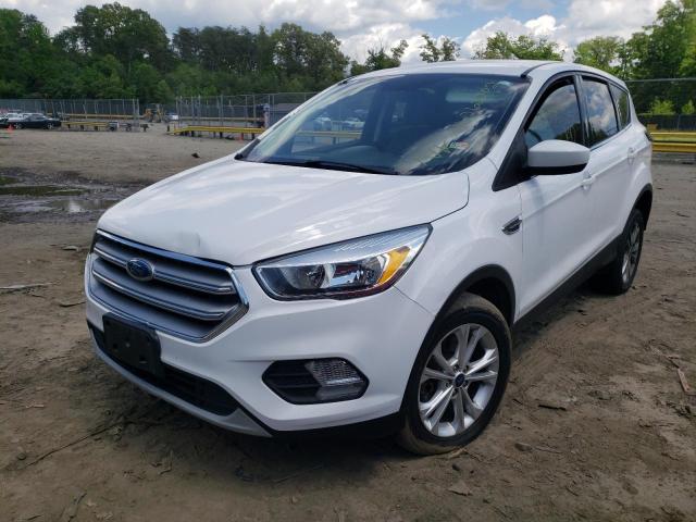 Photo 2 from auction – 2017 FORD ESCAPE SE with VIN 1FMCU9GD6HUD49565