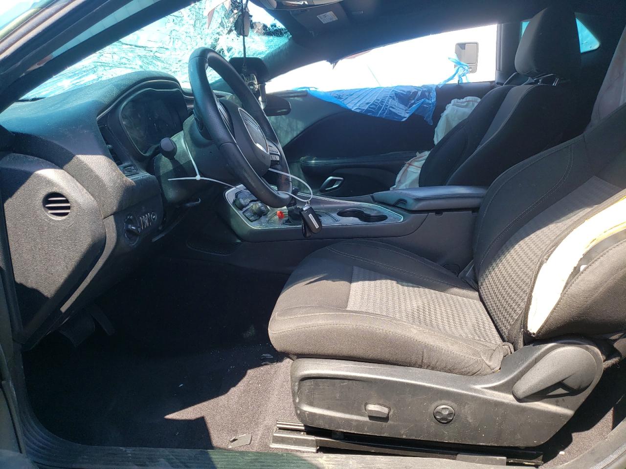 Photo 5 from auction – 2018 DODGE CHALLENGER with VIN 2C3CDZAG8JH178239