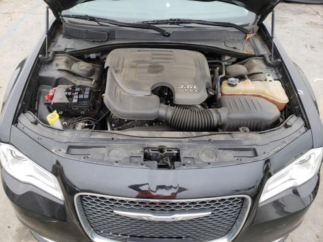 Photo 7 from auction – 2015 CHRYSLER 300C with VIN 2C3CCAEG7FH920586