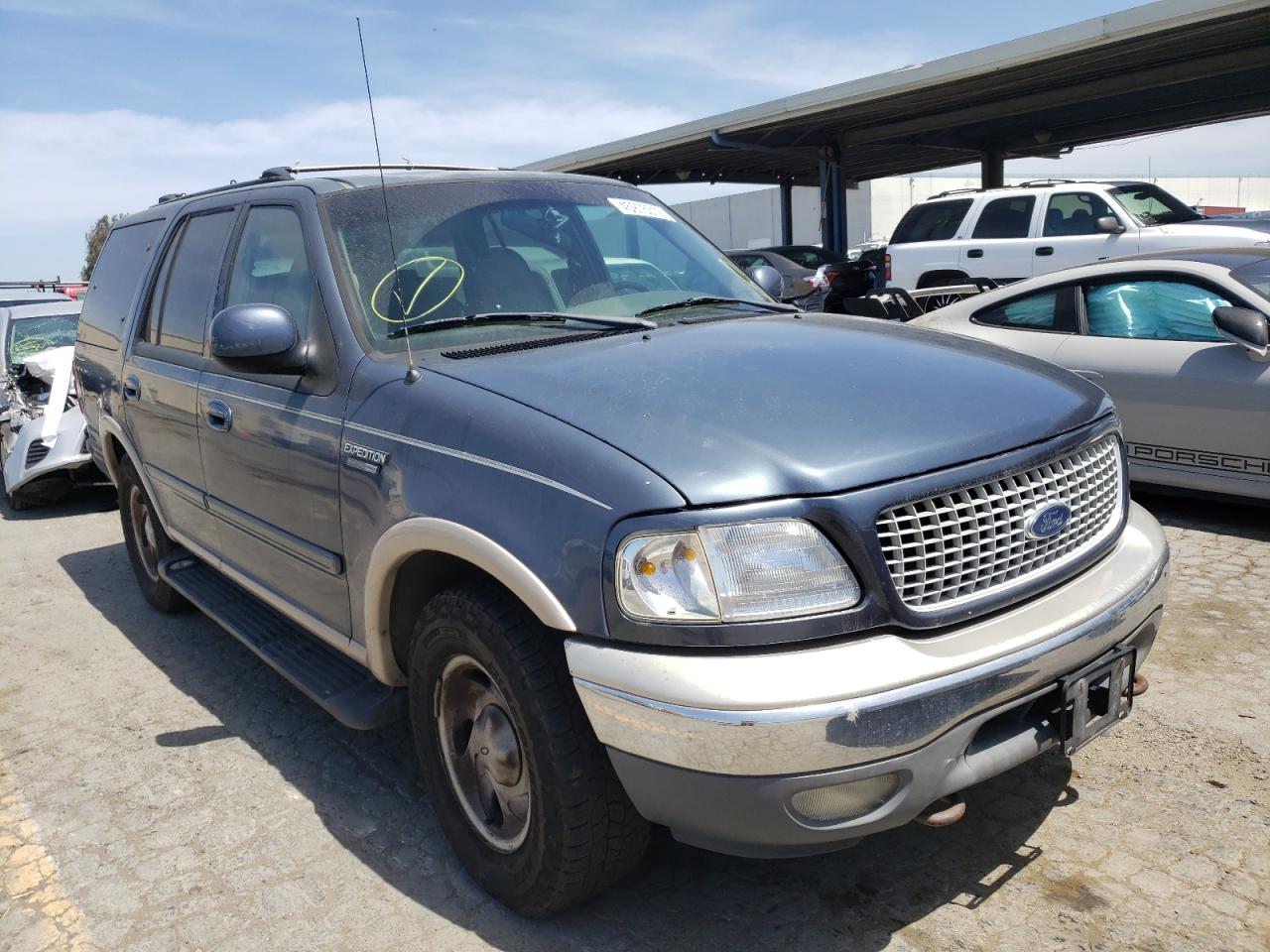 FORD EXPEDITION 1999 with VIN 1FMPU18L4XLC23069 - Photo from auction
