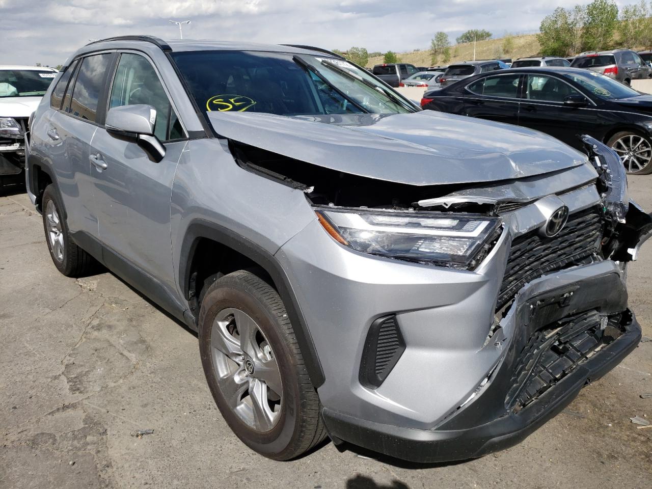 TOYOTA RAV4 2022 with VIN 2T3P1RFVXNC264009 - Photo from auction