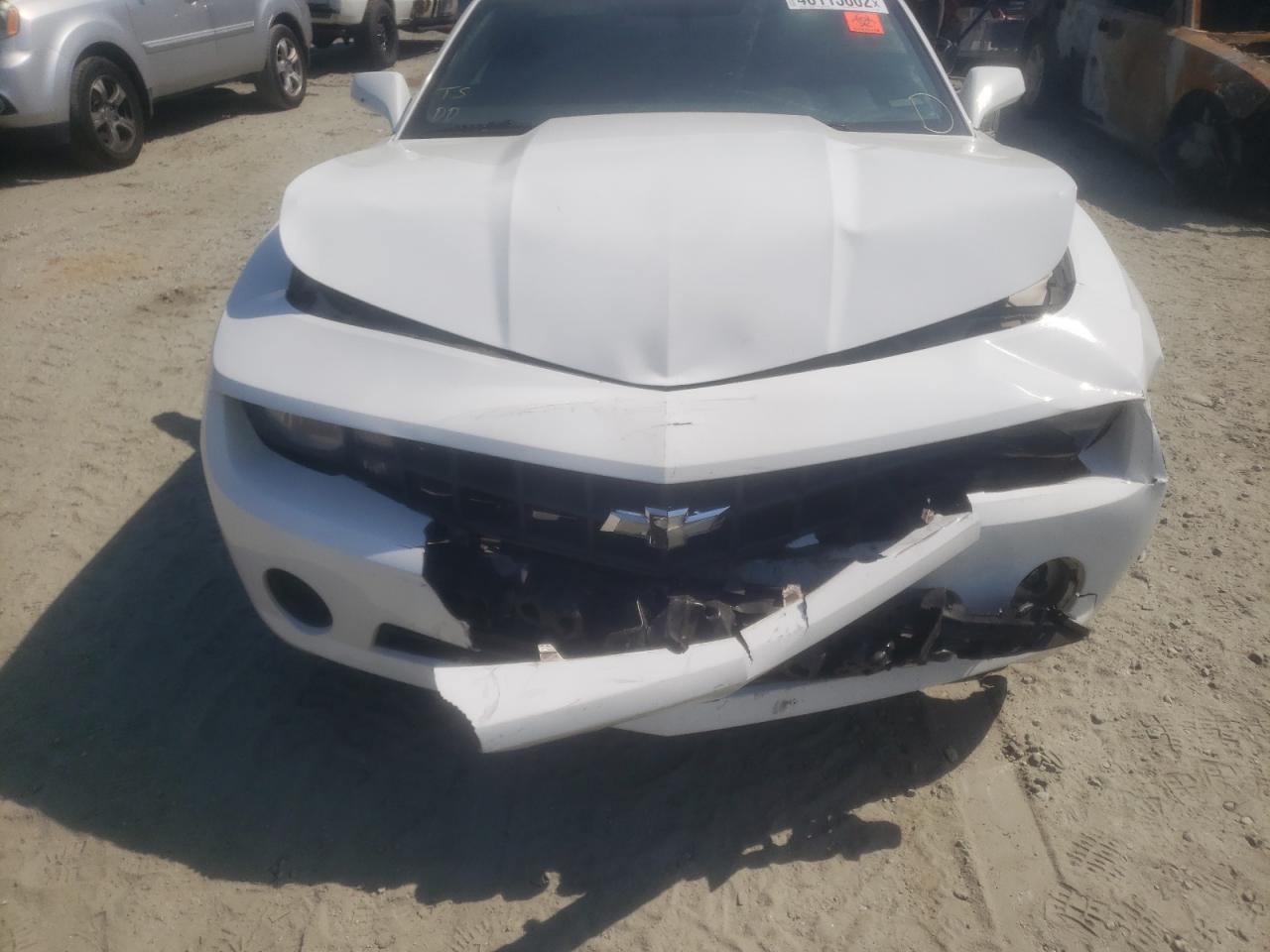 Photo 7 from auction – 2013 CHEVROLET CAMARO LS with VIN 2G1FA1E33D9186444