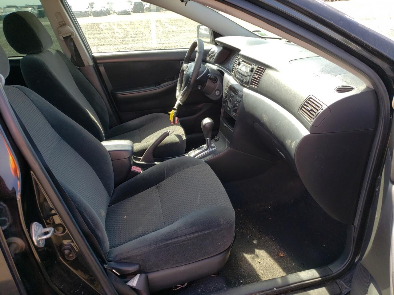 Photo 5 from auction – 2006 TOYOTA COROLLA CE with VIN 1NXBR30E76Z674493