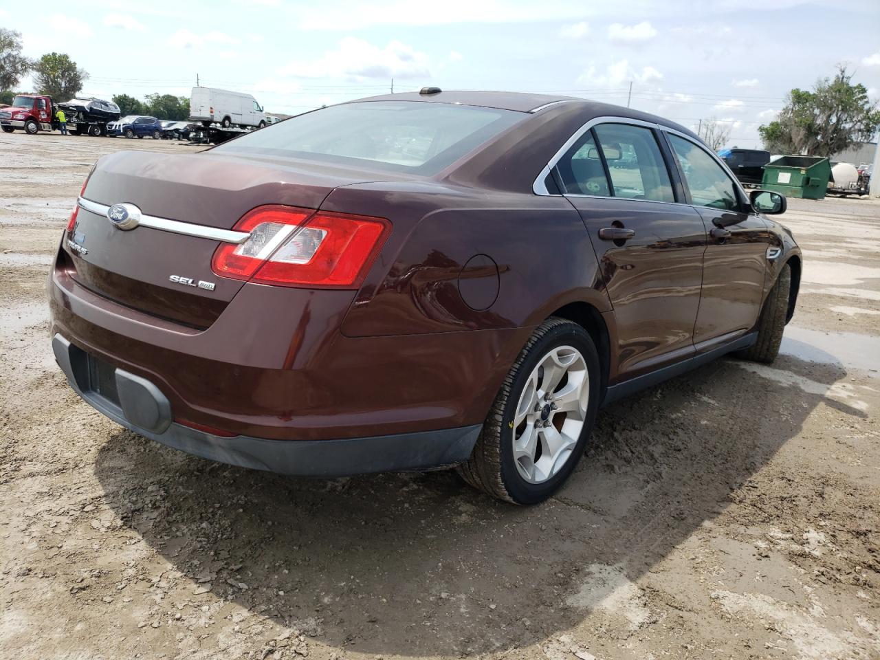Photo 4 from auction – 2012 FORD TAURUS SEL with VIN 1FAHP2HW1CG124315