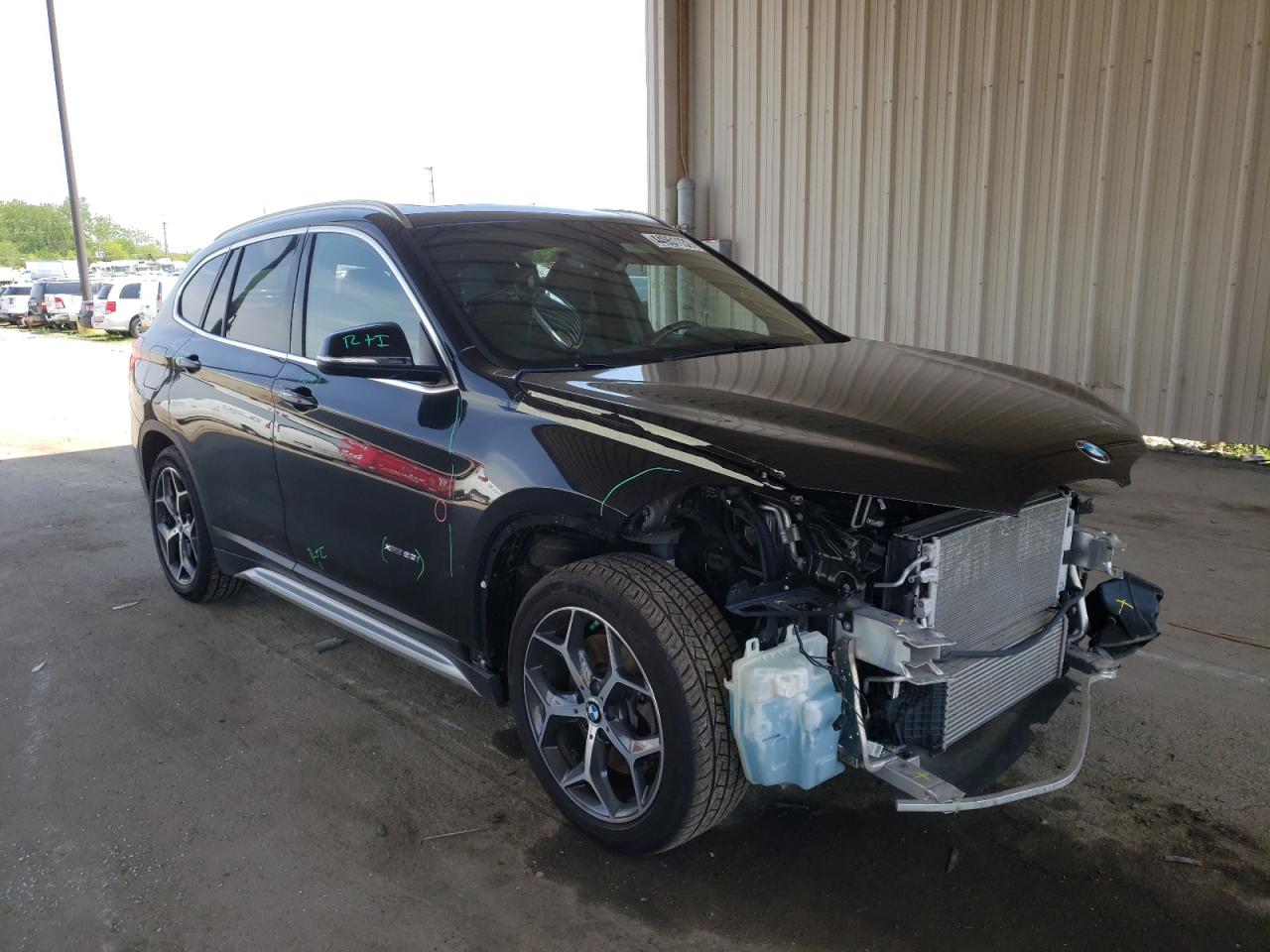 BMW X1 XDRIVE2 2016 with VIN WBXHT3C32GP884075 - Photo from auction