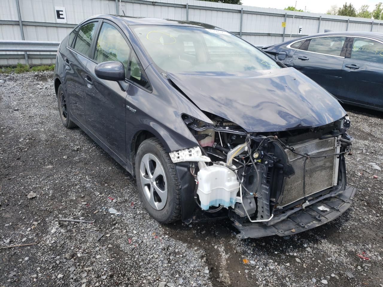 Foto 1 de la subasta – 2015 TOYOTA PRIUS con VIN JTDKN3DU3F1883409